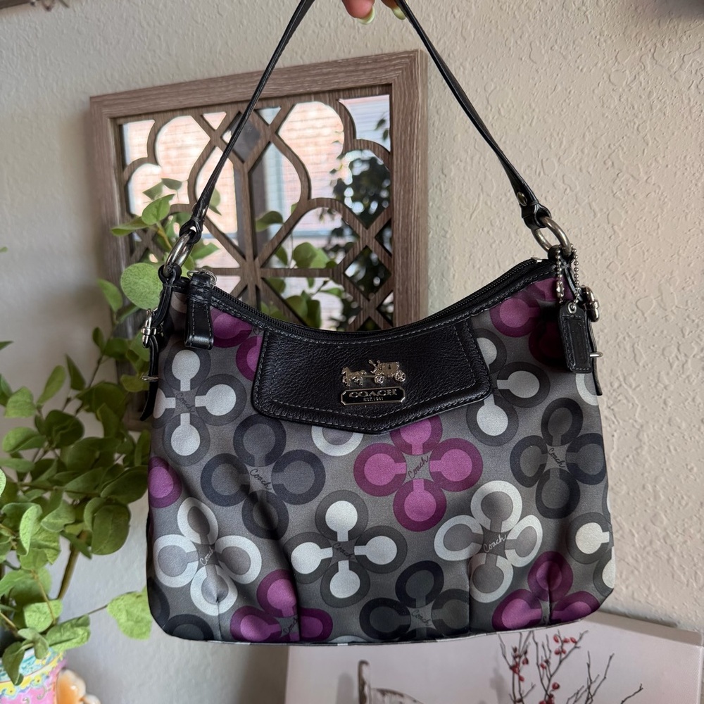Coach Madison OP art clover shoulder bag